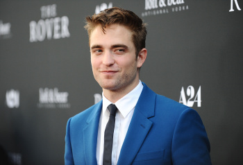 ROBsessed™ - Addicted to Robert Pattinson: MORE Pics Of Robert
