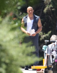 Jordana Brewster, Vin Diesel - On the set of ‘Fast & Furious 7′ in Los Angeles - June 2, 2014 - 40xHQ 5ueM6U6N