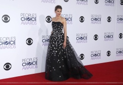Stana Katic - 41st Annual People's Choice Awards at Nokia Theatre L.A. Live on January 7, 2015 in Los Angeles, California - 532xHQ IwXT2l9r