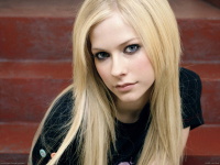 Avril-Lavigne-1600x1200-wallpapers-part-1-z2hjjw5o63.jpg