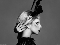 Lady-Gaga-1600x1200-wallpapers-22m1wcljkp.jpg
