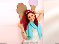 Ariana-Grande-1600x1200-wallpapers--t25h42h7vr.jpg