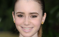 Lily-Collins-1920x1200-widescreen-wallpapers-part-1-620dcnipcp.jpg