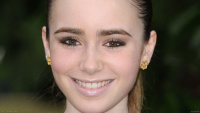 Lily-Collins-1920x1080-widescreen-wallpapers-part-1-320ctb427m.jpg