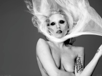Lady-Gaga-1600x1200-wallpapers-part-1-v2iumj1xes.jpg