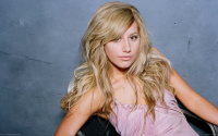 Ashley-Tisdale-1920x1200-widescreen-wallpapers-0252ht4crm.jpg