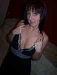 Brunette Amateur Housewife Posing & Playingf1res984tc.jpg