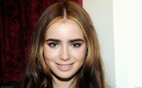 Lily-Collins-1920x1200-widescreen-wallpapers-32m1xk4aw5.jpg