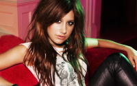 Ashley-Tisdale-1920x1200-widescreen-wallpapers-part-1-42hj9v2oph.jpg
