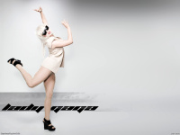 Lady-Gaga-1600x1200-wallpapers-22m1wc5niw.jpg
