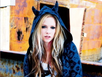 Avril-Lavigne-1600x1200-wallpapers-n252i4a5ak.jpg