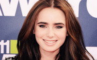 Lily-Collins-1920x1200-widescreen-wallpapers-part-1-r20dcl9r1a.jpg