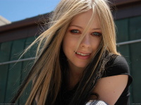 Avril-Lavigne-1600x1200-wallpapers-part-1-x2hjjvpwfs.jpg