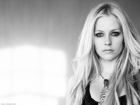 Avril-Lavigne-1600x1200-wallpapers-q252i4cgln.jpg