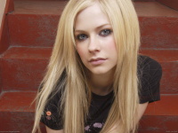 Avril-Lavigne-1600x1200-wallpapers-part-1-j2hjjv9r7w.jpg