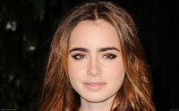 Lily-Collins-1920x1200-widescreen-wallpapers-part-1-u20dclq7yu.jpg