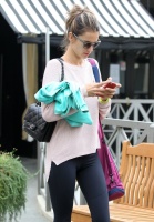 Alessandra Ambrosio - going to yoga class in Brentwood (10-20-13)