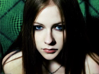 Avril-Lavigne-1600x1200-wallpapers-3252i32kh7.jpg