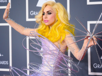 Lady-Gaga-1600x1200-wallpapers-h2m1wdjtv6.jpg