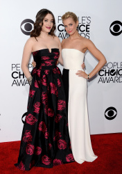 Kat Dennings - Beth Behrs & Kat Dennings - 40th Annual People's Choice Awards at Nokia Theatre L.A. Live in Los Angeles, CA - January 8. 2014 - 269xHQ C2zFcjXh