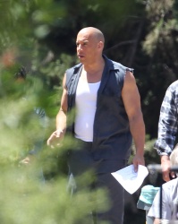 Jordana Brewster, Vin Diesel - On the set of ‘Fast & Furious 7′ in Los Angeles - June 2, 2014 - 40xHQ C7MKJTXr