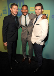Daniel Gillies - Charles Michael Davis, Joseph Morgan, Daniel Gillies - at the CW Upfront Presentation on May 15, 2014 - 31xHQ D5omNDoo