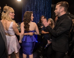 Kat Dennings - Beth Behrs & Kat Dennings - 40th Annual People's Choice Awards at Nokia Theatre L.A. Live in Los Angeles, CA - January 8. 2014 - 269xHQ DFuq2QFv