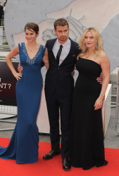 Theo James - Shailene Woodley, Kate Winslet, Theo James - на премьере фильма 'Divergent' at Odeon Leicester Square, Лондон, 30 марта 2014 (918xHQ) E8xEPZnH