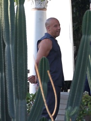 Jordana Brewster, Vin Diesel - On the set of ‘Fast & Furious 7′ in Los Angeles - June 2, 2014 - 40xHQ Huxgoaok