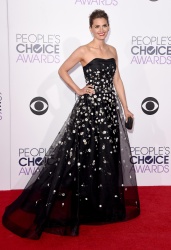 Stana Katic - 41st Annual People's Choice Awards at Nokia Theatre L.A. Live on January 7, 2015 in Los Angeles, California - 532xHQ K5Vo9HgI