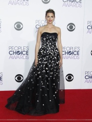 Stana Katic - 41st Annual People's Choice Awards at Nokia Theatre L.A. Live on January 7, 2015 in Los Angeles, California - 532xHQ MWPfKmWA