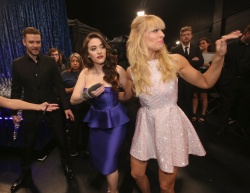 Kat Dennings - Beth Behrs & Kat Dennings - 40th Annual People's Choice Awards at Nokia Theatre L.A. Live in Los Angeles, CA - January 8. 2014 - 269xHQ S9jHbe4I