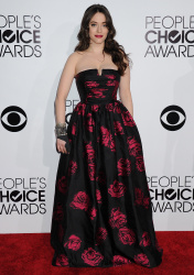 Kat Dennings - Beth Behrs & Kat Dennings - 40th Annual People's Choice Awards at Nokia Theatre L.A. Live in Los Angeles, CA - January 8. 2014 - 269xHQ UY15Vljk