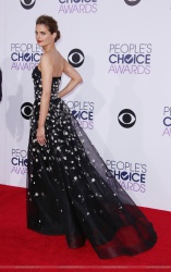 Stana Katic - 41st Annual People's Choice Awards at Nokia Theatre L.A. Live on January 7, 2015 in Los Angeles, California - 532xHQ UvfBfIsu