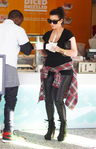 Kim Kardashian picks up some snacks from Pinkberry - Leather Celebrities